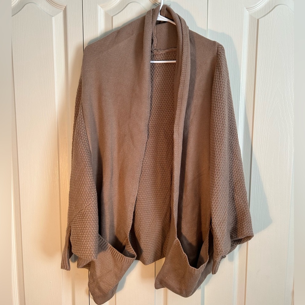 Women’s Droop Sweater with Pockets | Size M